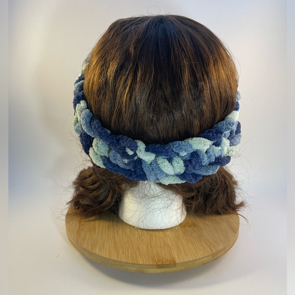 Handmade Kid’s Super Soft & Cozy Winter Headband/Ear Wrap - Variegated Blue - Picture 6 of 9